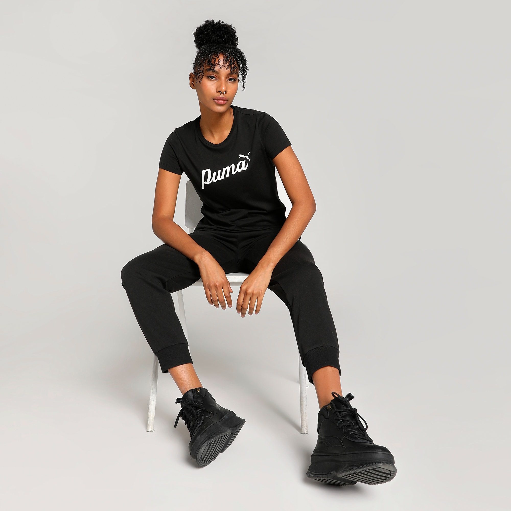 Black puma t shirt women's hotsell